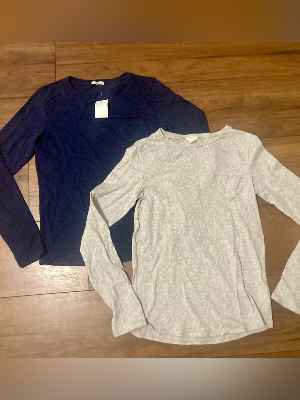 J.Crew Crewcuts Gray & Navy Heart Pocket T-Shirt Size XL Like new